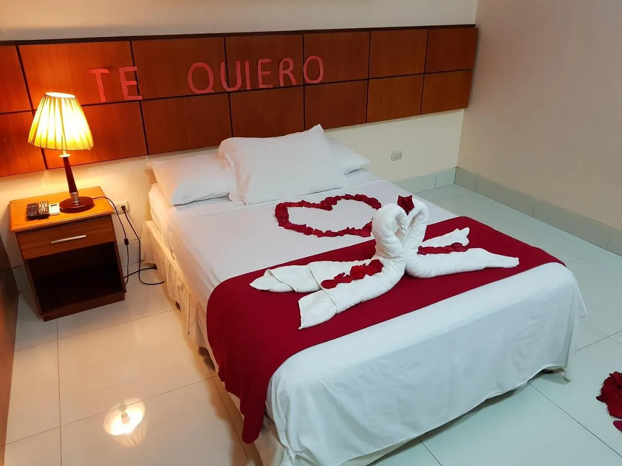 Hotel Murali - Cerca Del Aeropuerto De 과야킬 에콰도르
