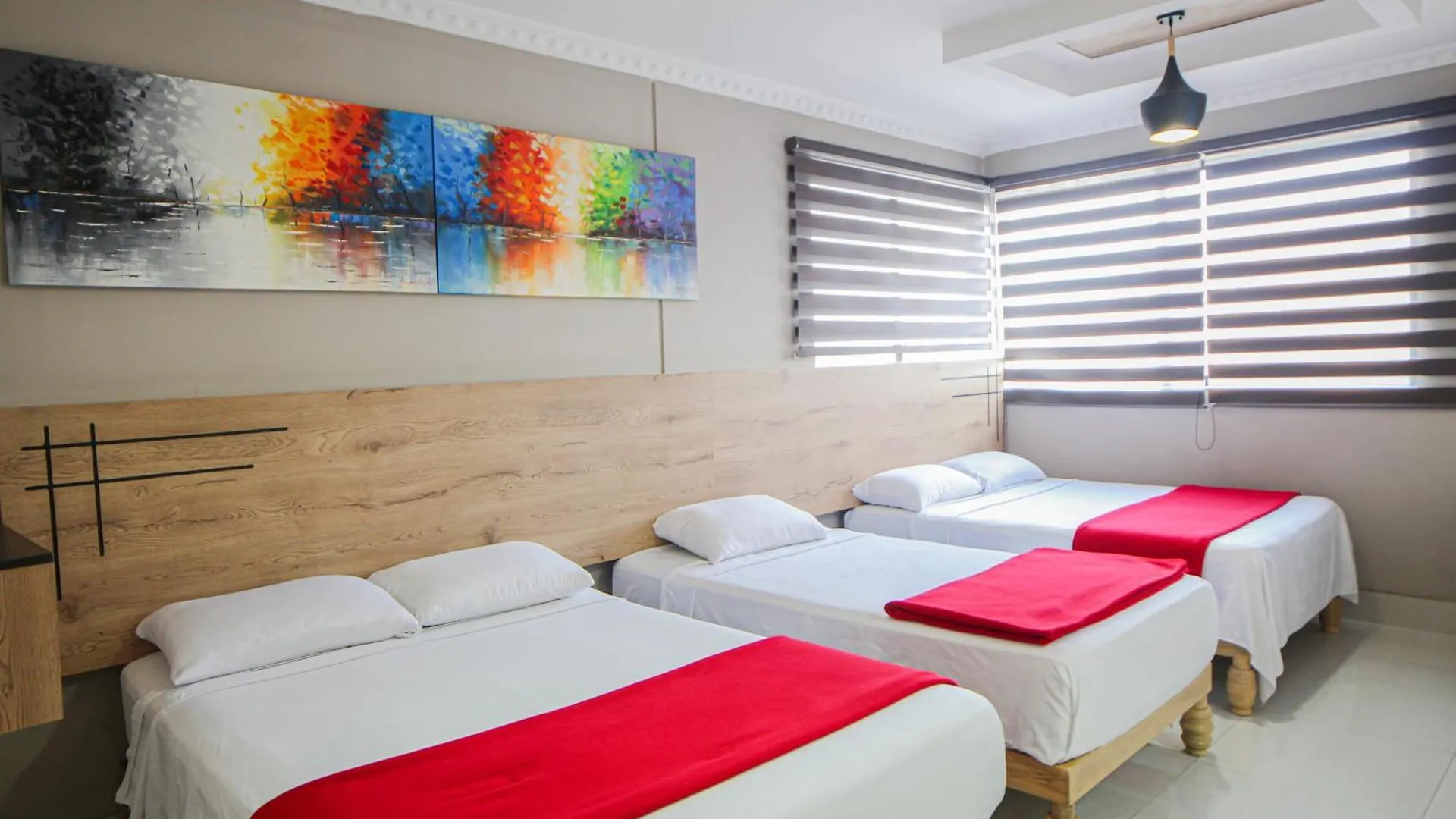Hotel Murali - Cerca Del Aeropuerto De Guayaquil Gasthof