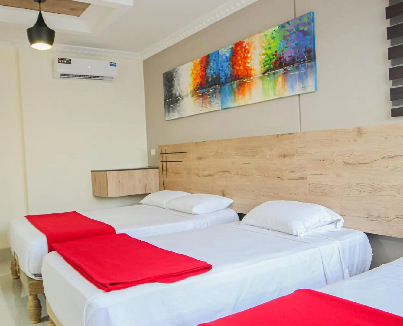 Gasthof Hotel Murali - Cerca Del Aeropuerto De Guayaquil