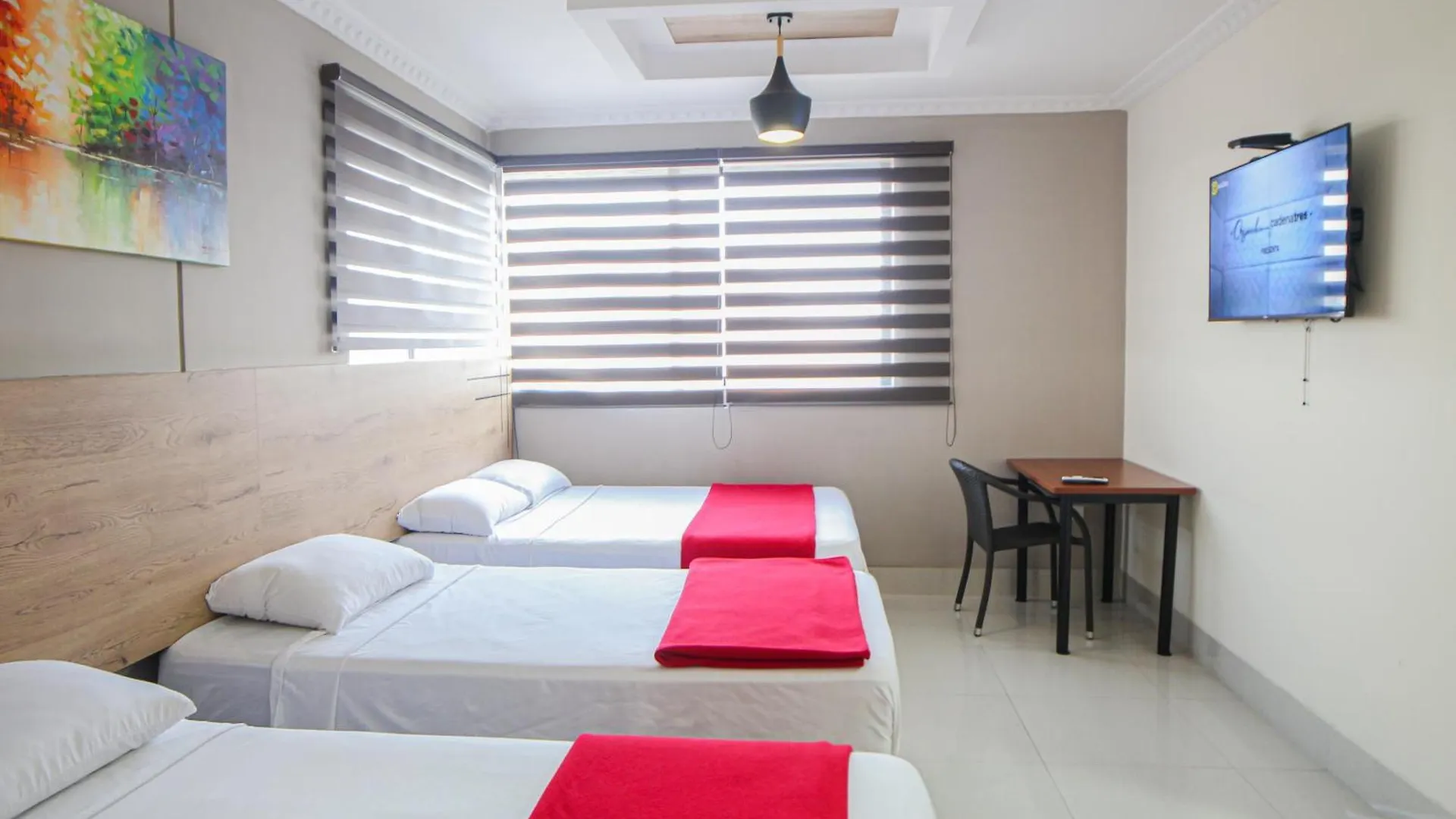 Hotel Murali - Cerca Del Aeropuerto De Guayaquil Gasthof