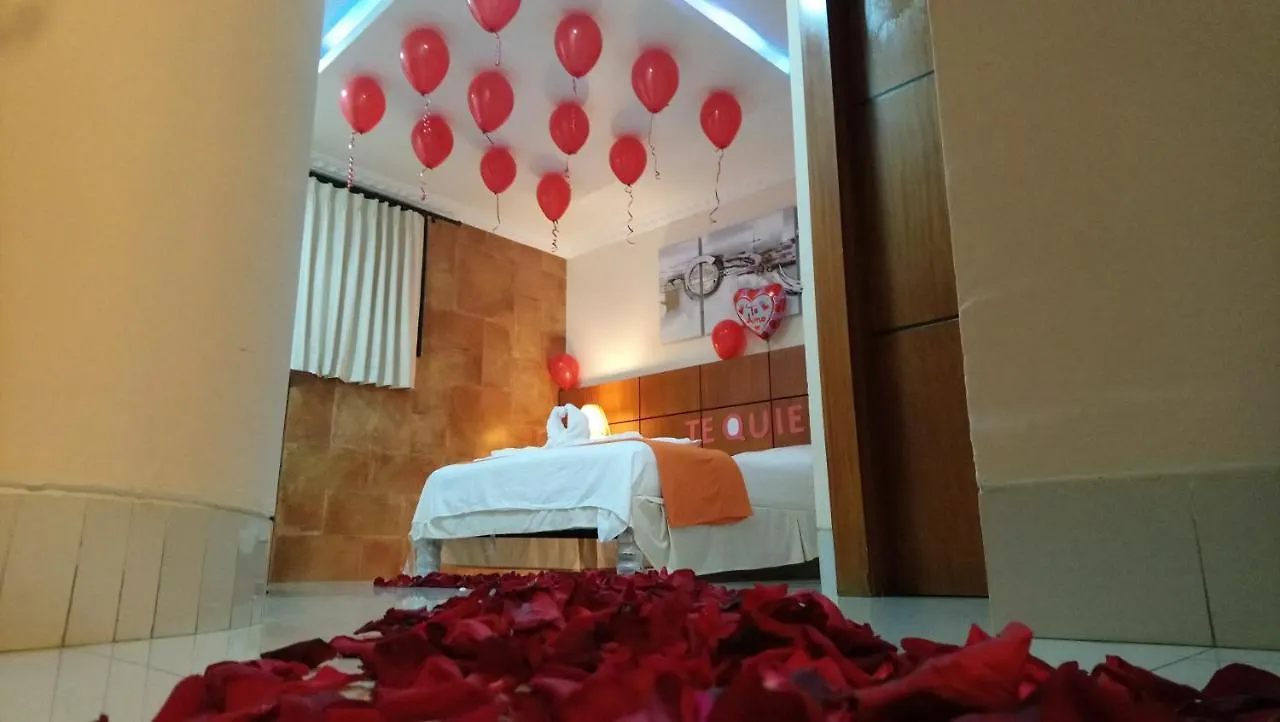 Hotel Murali - Cerca Del Aeropuerto De Guayaquil 3*,